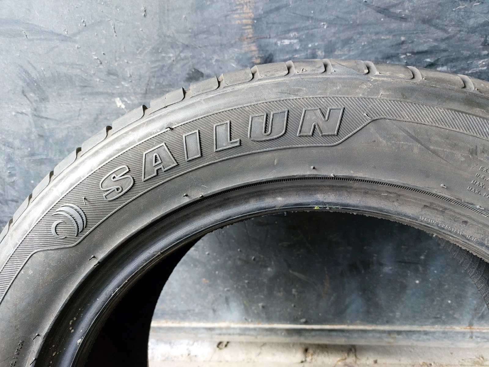 ���� 225/55R17 | Mobile.bg � ����������� 5