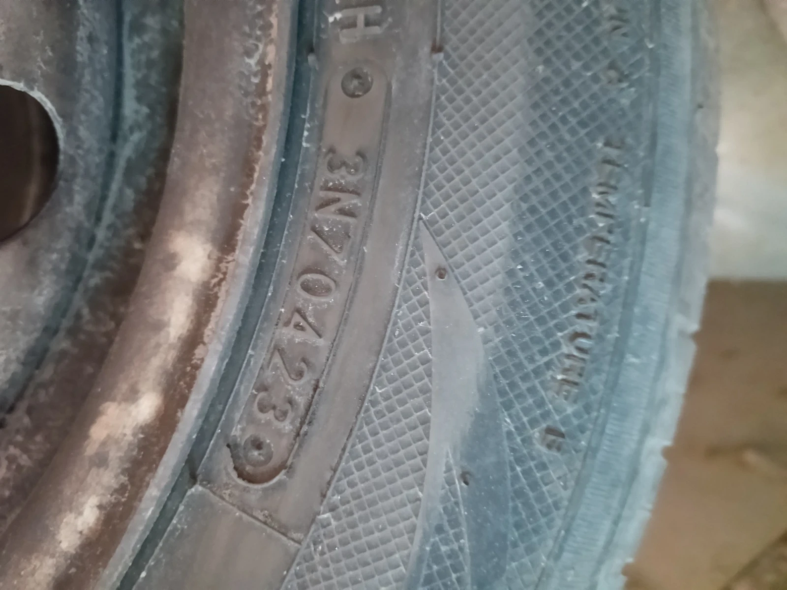 Гуми с джанти Toyo 165/70R13, снимка 3 - Гуми и джанти - 54180831