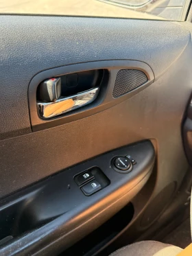 Hyundai I20, снимка 16