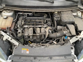 Ford Focus 1.6i, снимка 12