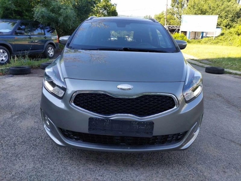 Kia Carens 1, 7D  AUTOMATIC, снимка 3 - Автомобили и джипове - 46447239