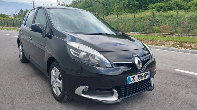 Renault Scenic Facelift, снимка 3 - Автомобили и джипове - 48003365