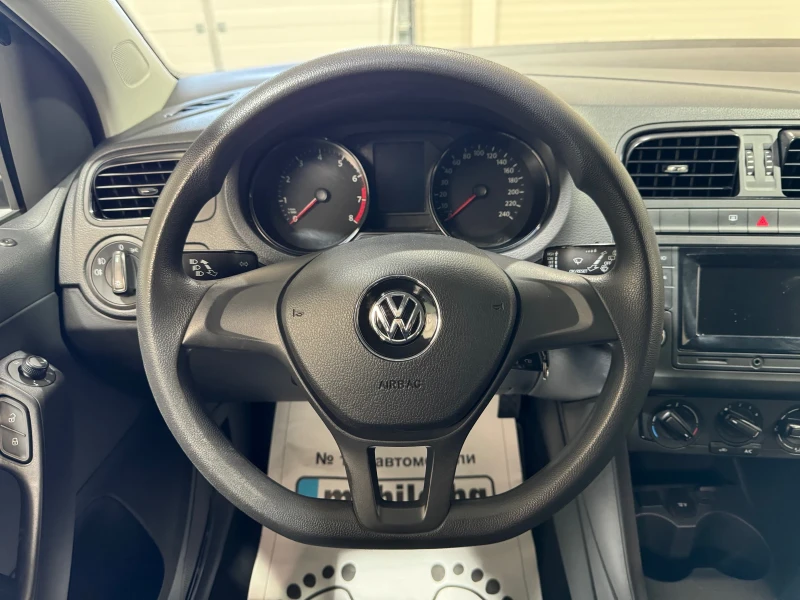 VW Polo 1.0 i EURO 6B 123000km!, снимка 10 - Автомобили и джипове - 48505798