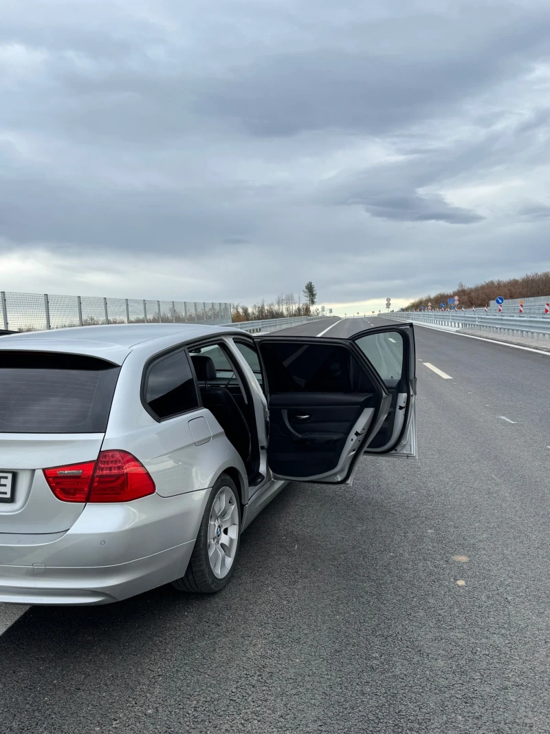 BMW 320, снимка 13 - Автомобили и джипове - 52569234