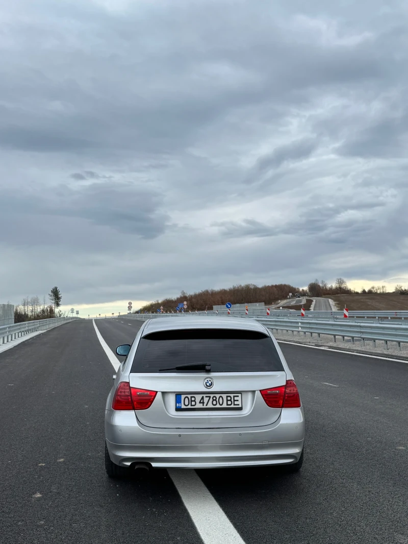 BMW 320, снимка 6 - Автомобили и джипове - 52569234