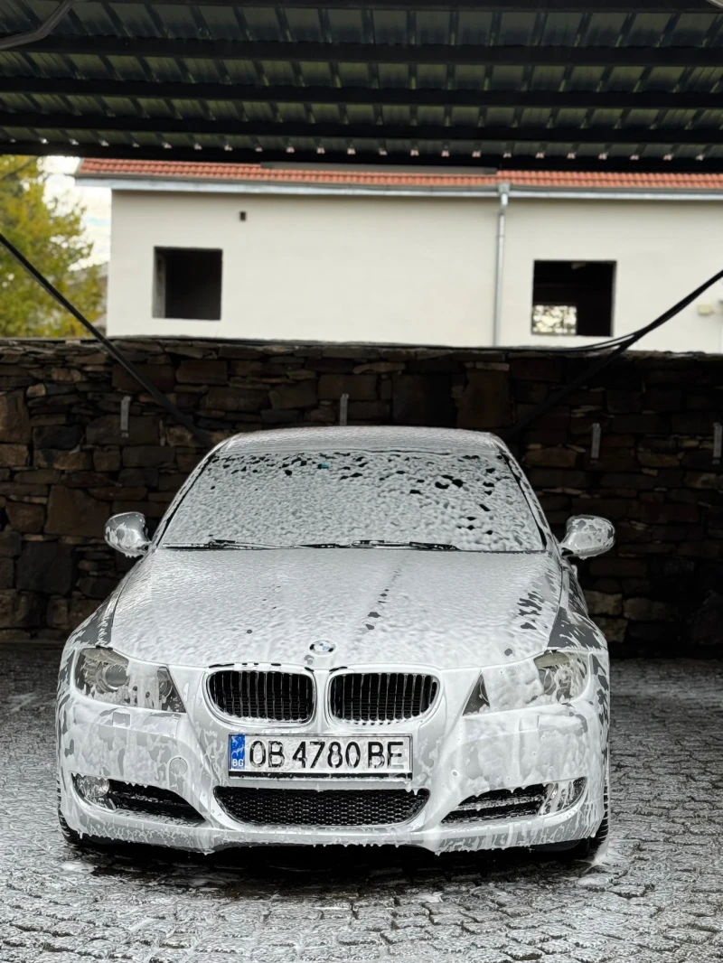 BMW 320, снимка 16 - Автомобили и джипове - 52569234