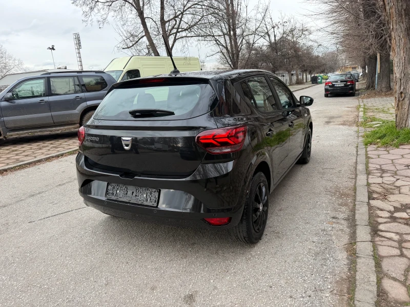 Dacia Sandero 1.0 бензин/фабрична газ 101к.с. 6 скорости, снимка 6 - Автомобили и джипове - 52996334