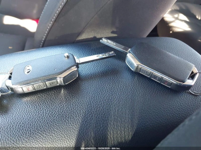 Kia Forte 2.0L I-4 DOHC, VVT, 147HP Front Wheel Drive, снимка 3 - Автомобили и джипове - 53046839