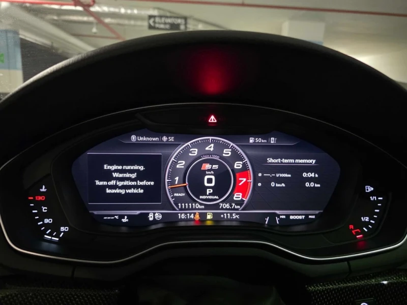 Audi S5 COUPE* Technik * DISTRONIC* ШИБИДАХ* 360 КАМЕРИ* , снимка 8 - Автомобили и джипове - 53421854