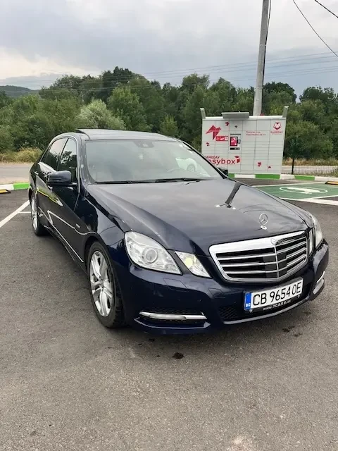 Mercedes-Benz E 350 7G-tronic plus, снимка 2 - Автомобили и джипове - 55382450
