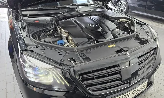 Mercedes-Benz S 350 d 4MATIC AMG Line, снимка 17 - Автомобили и джипове - 55746343