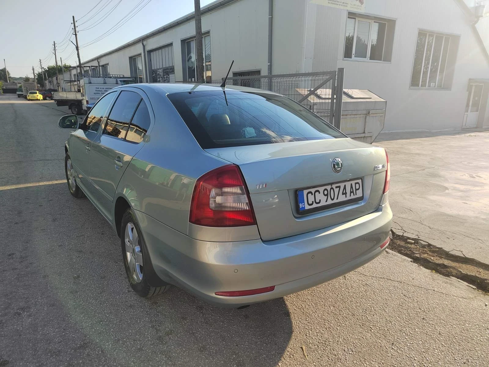Skoda Octavia 1.6 TDI - изображение 8