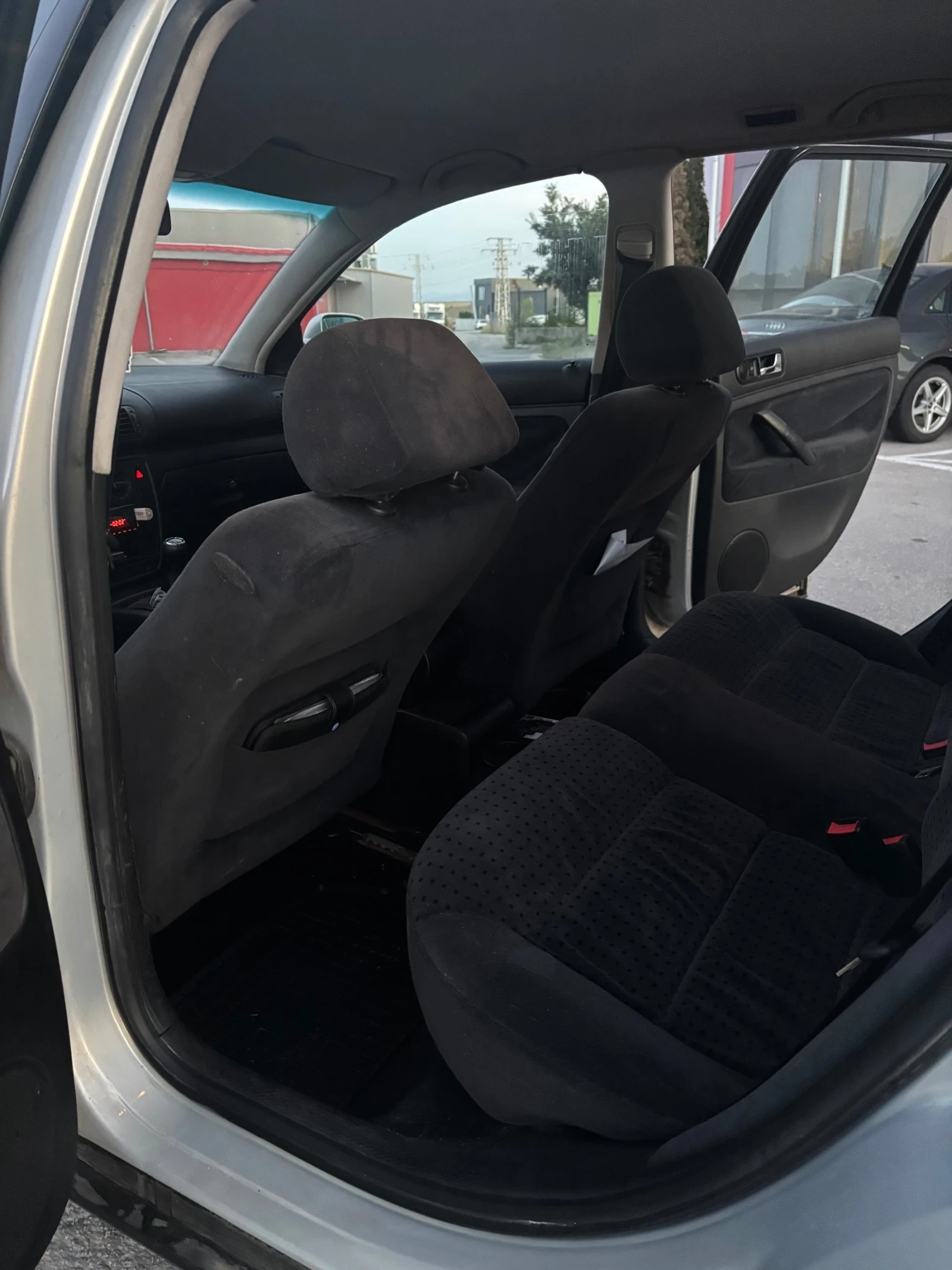 VW Passat  - изображение 7