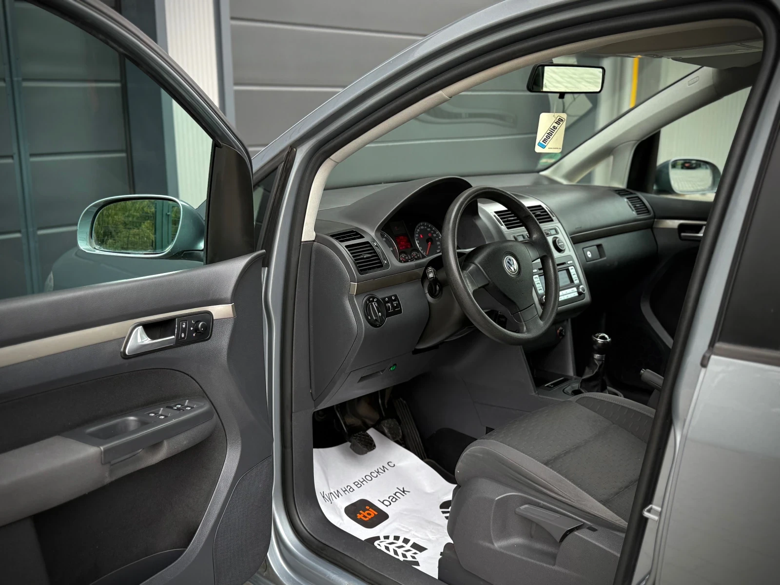 VW Touran 1.9TDI * FaceLift* 6+ 1* 6ск.* Климатроник*  - изображение 7