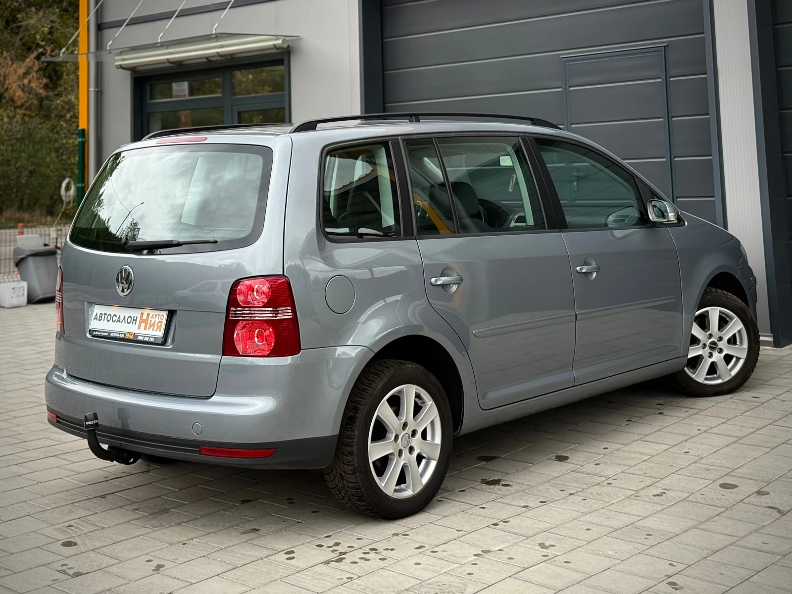 VW Touran 1.9TDI * FaceLift* 6+ 1* 6ск.* Климатроник*  - изображение 6