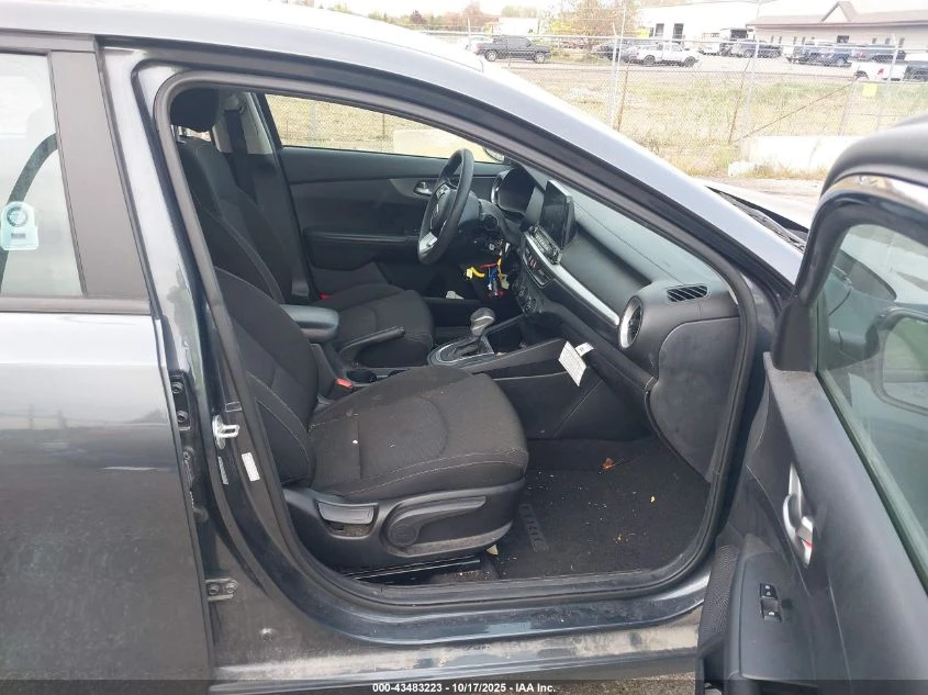 Kia Forte 2.0L I-4 DOHC, VVT, 147HP Front Wheel Drive | Mobile.bg � ����������� 10