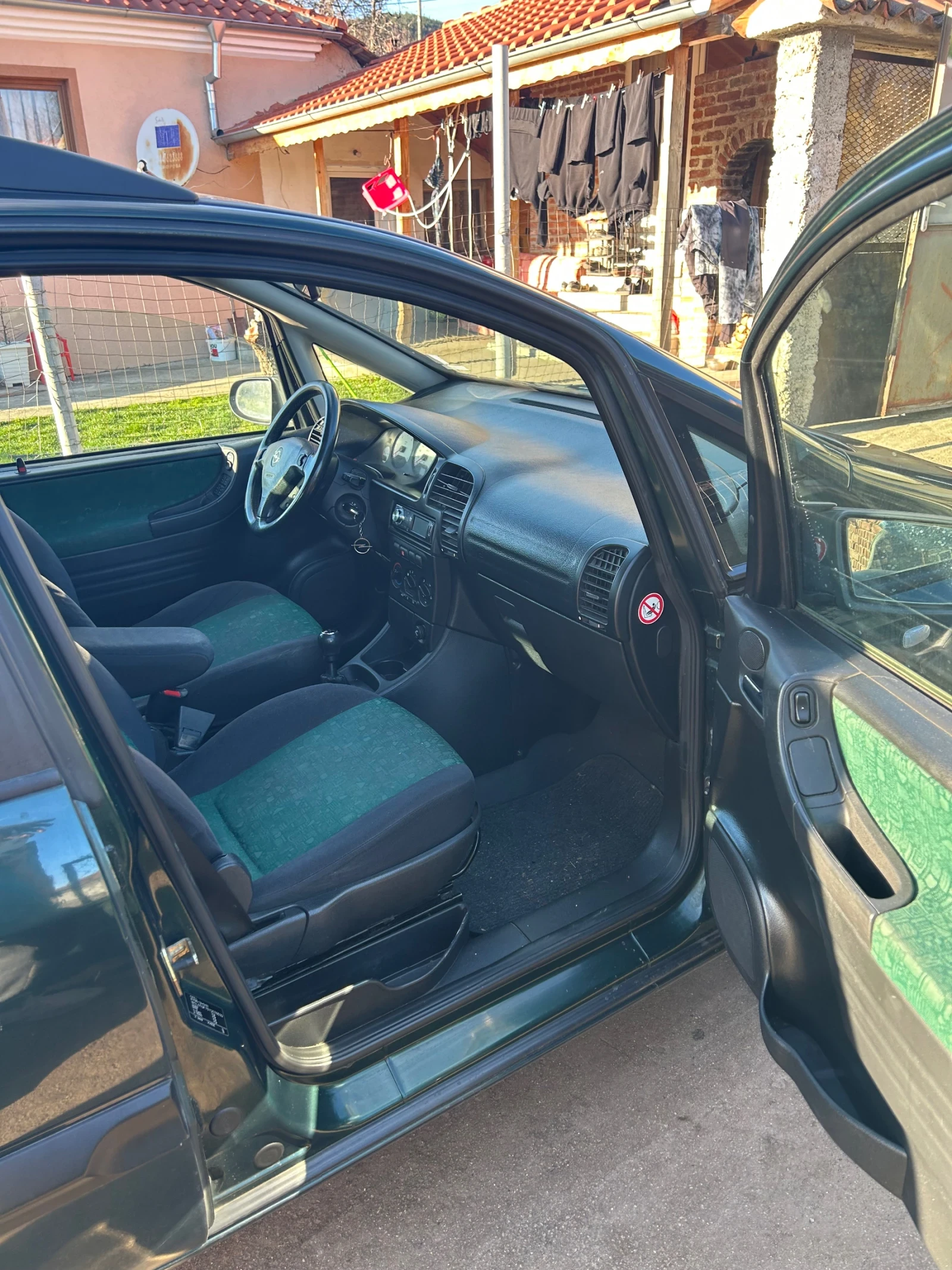 Opel Zafira 2.0 - изображение 8