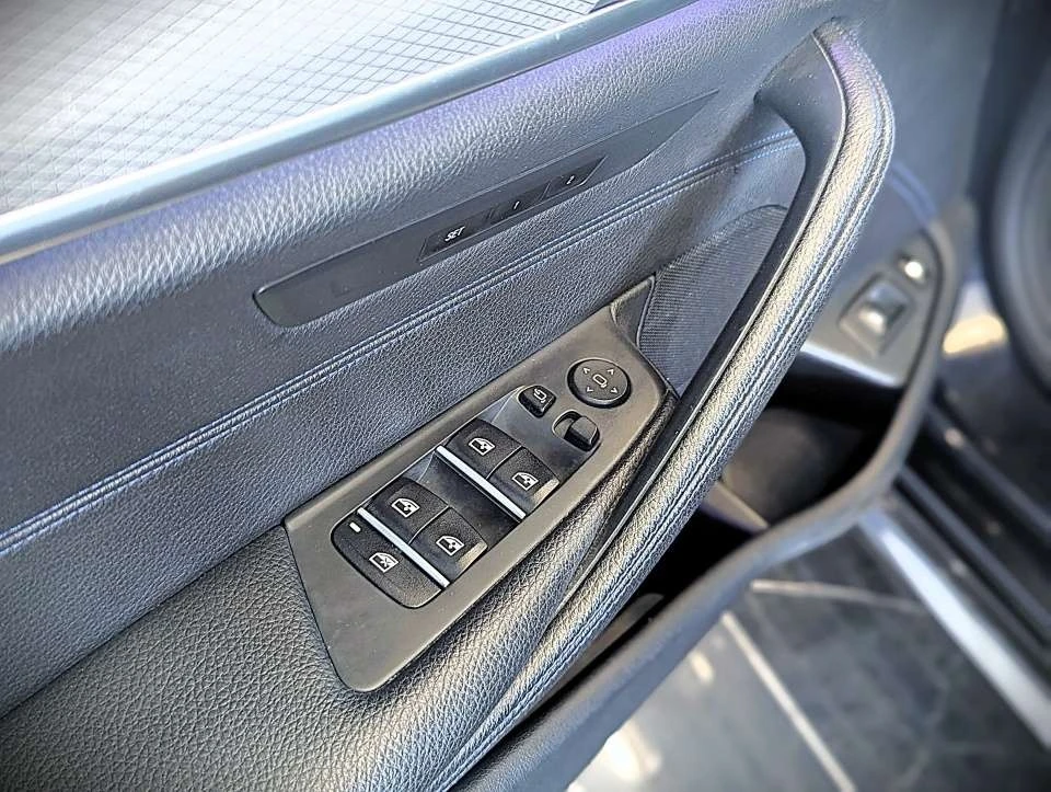 BMW 530E * xDrive * CARFAX * ���� �� �� | Mobile.bg � ����������� 16