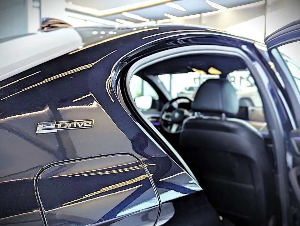 BMW 530E * xDrive * CARFAX * ���� �� �� | Mobile.bg � ����������� 11