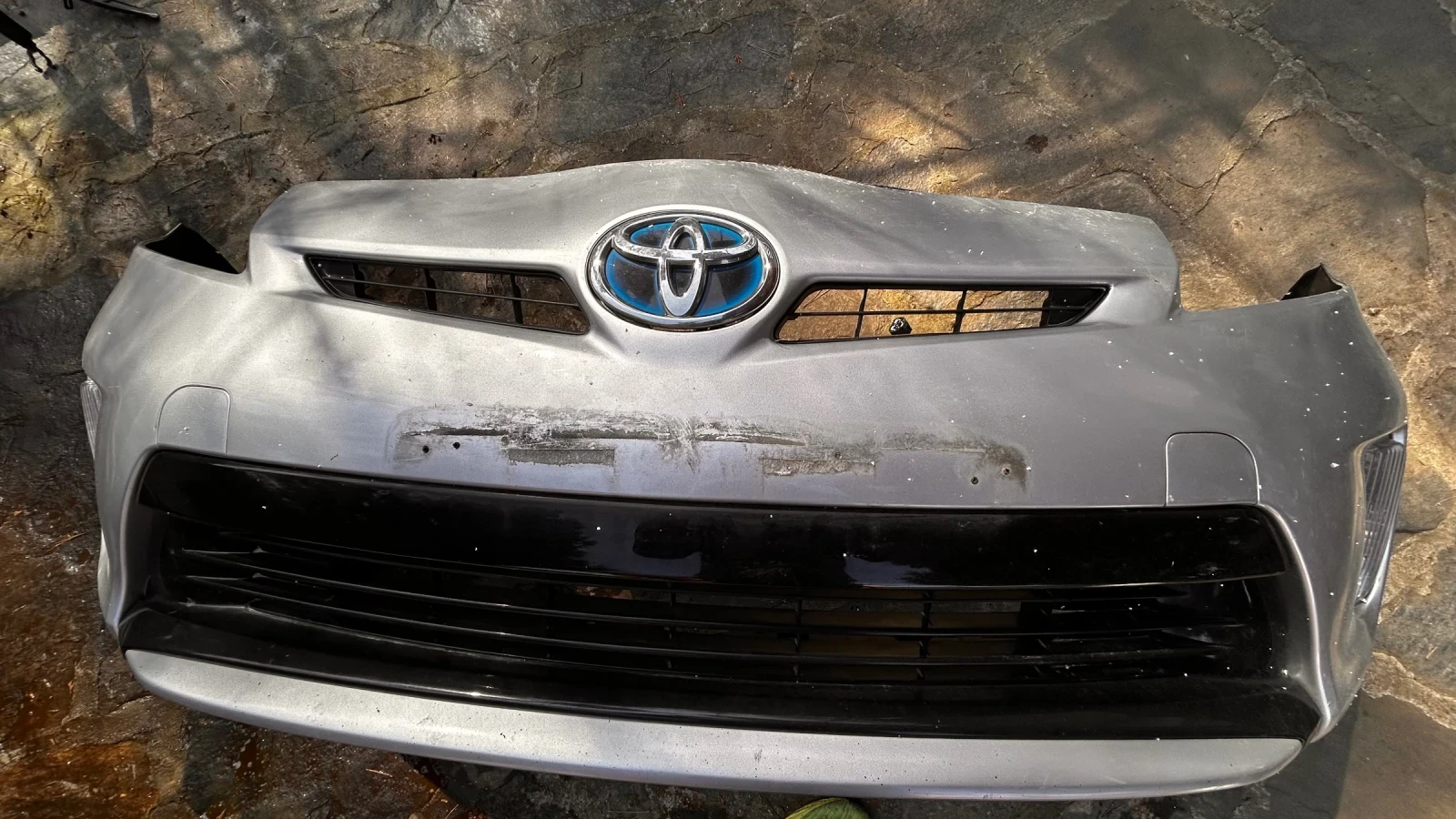 Toyota Prius faceilft 3 броя, снимка 5 - Автомобили и джипове - 53941447