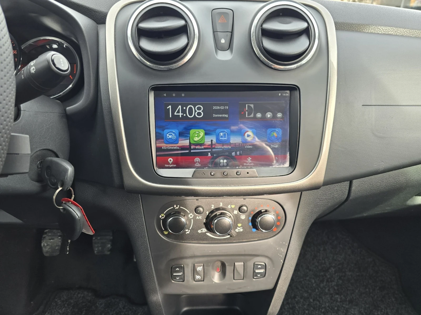 Dacia Logan 1.0i MCV NAVI | Mobile.bg � ����������� 10