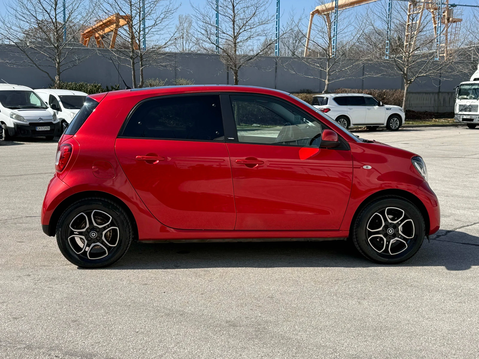 Smart Forfour, снимка 5 - Автомобили и джипове - 53886425