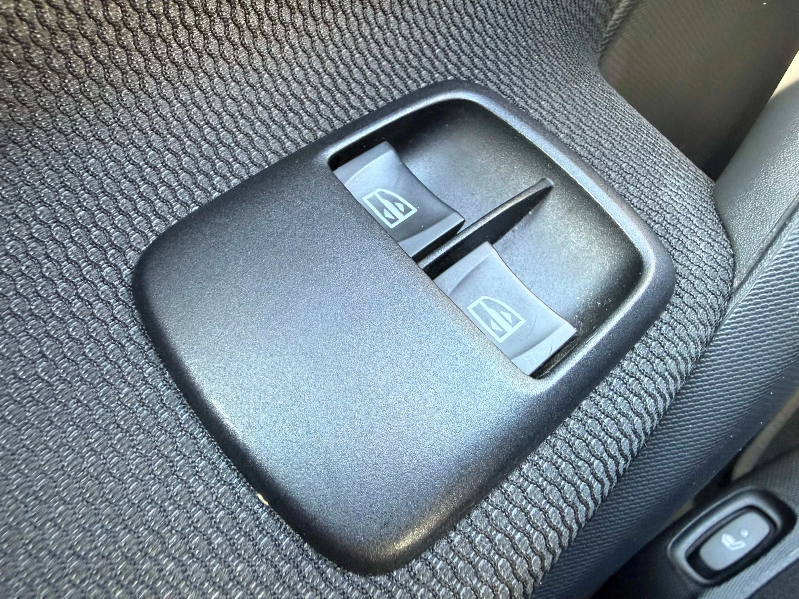 Smart Forfour, снимка 16 - Автомобили и джипове - 53886425