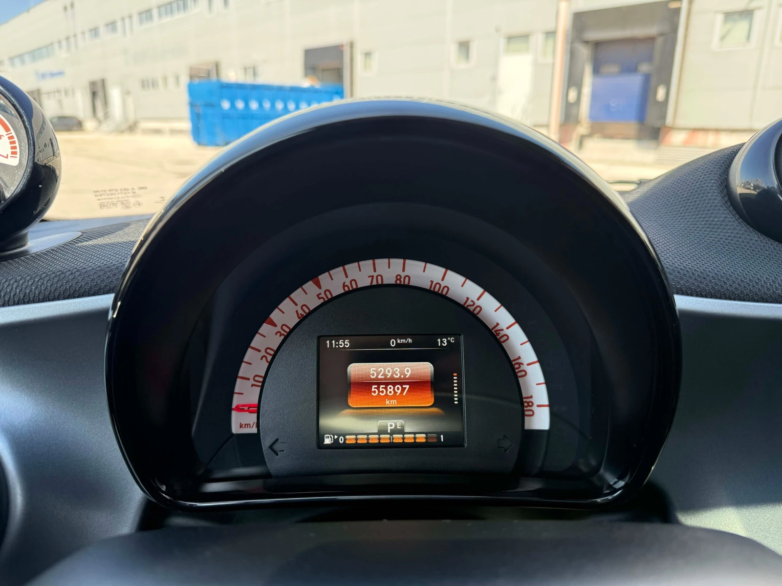 Smart Forfour, снимка 14 - Автомобили и джипове - 53886425