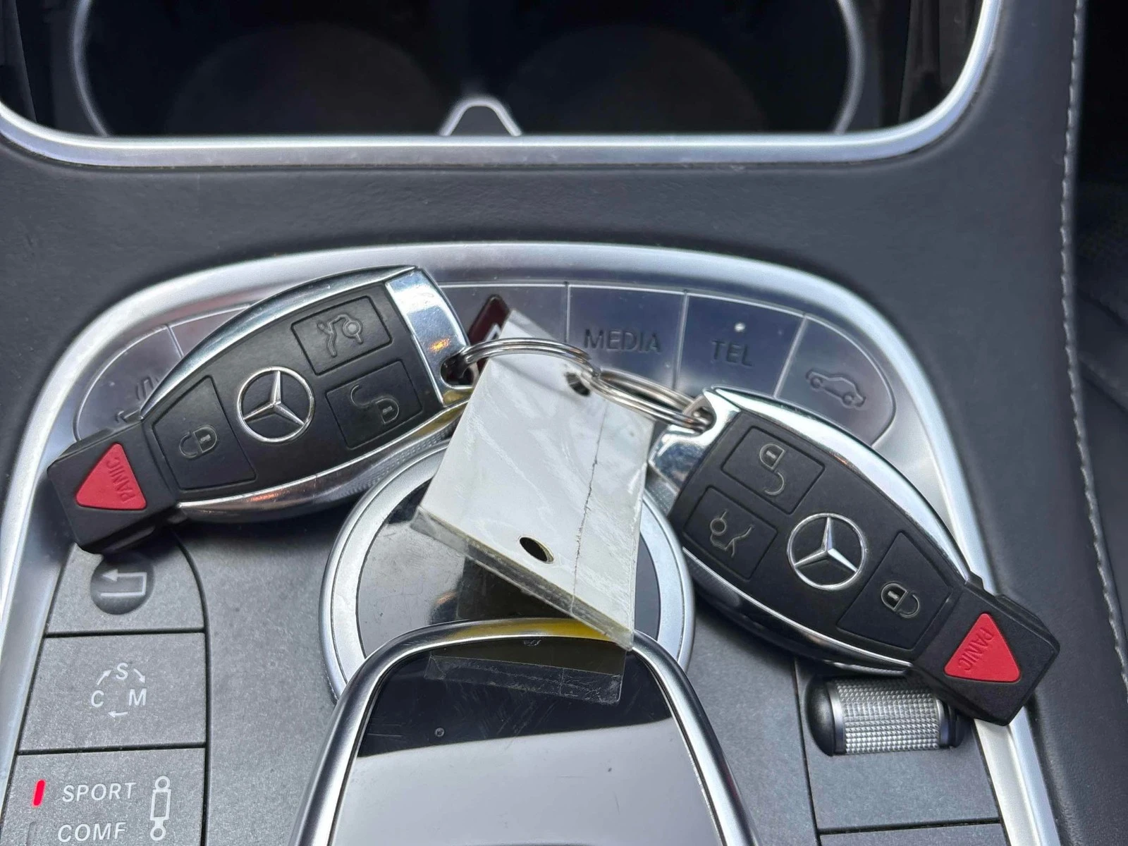 Mercedes-Benz S 63 AMG С РЕГИСТРАЦИЯ & АВТО КРЕДИТ, снимка 15 - Автомобили и джипове - 53959876