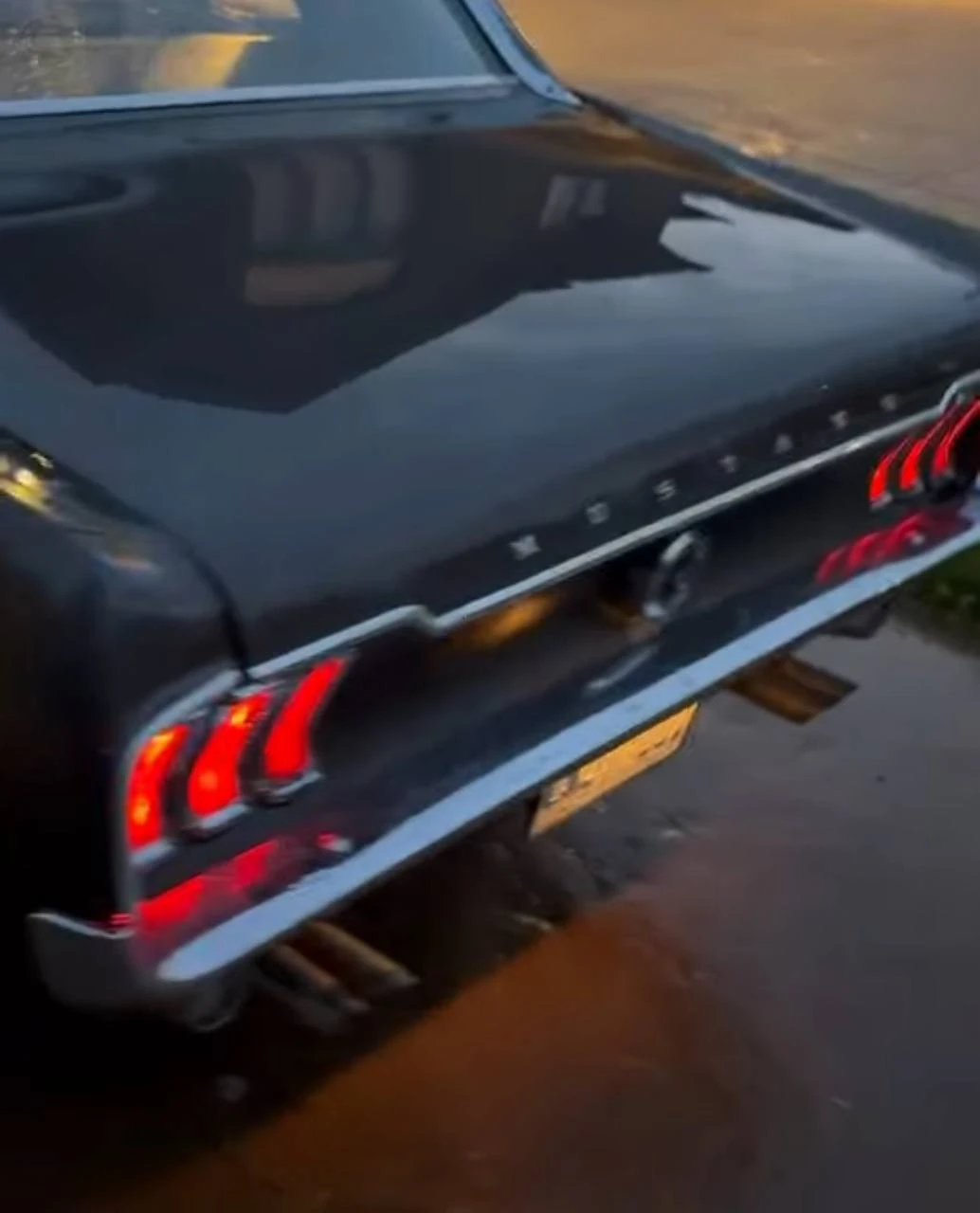 Ford Mustang * V8* AUTOMATIC* КЛАСИКА * , снимка 6 - Автомобили и джипове - 54142221