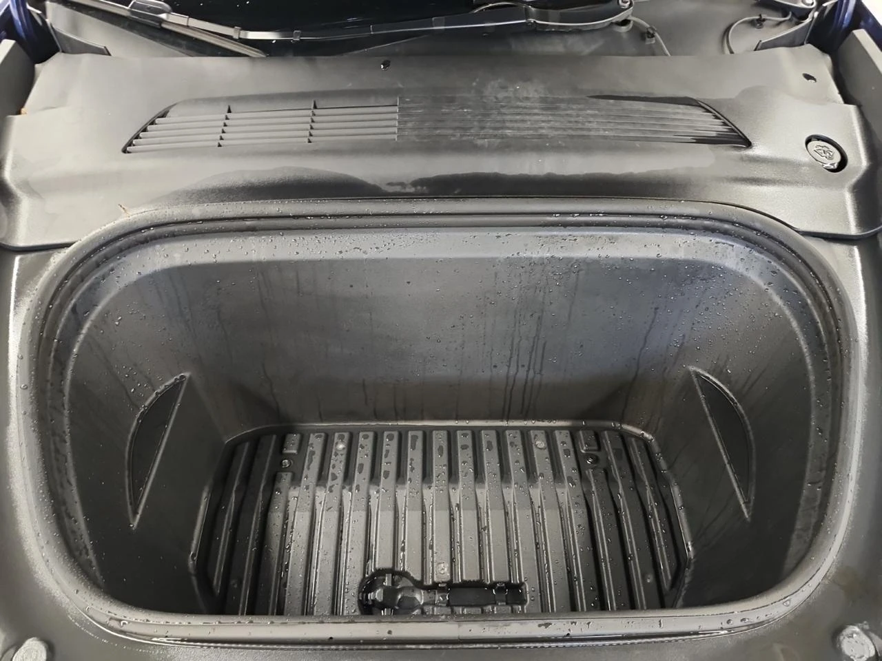 Tesla Model Y Long Range* AWD* 360* ���� | Mobile.bg � ����������� 15
