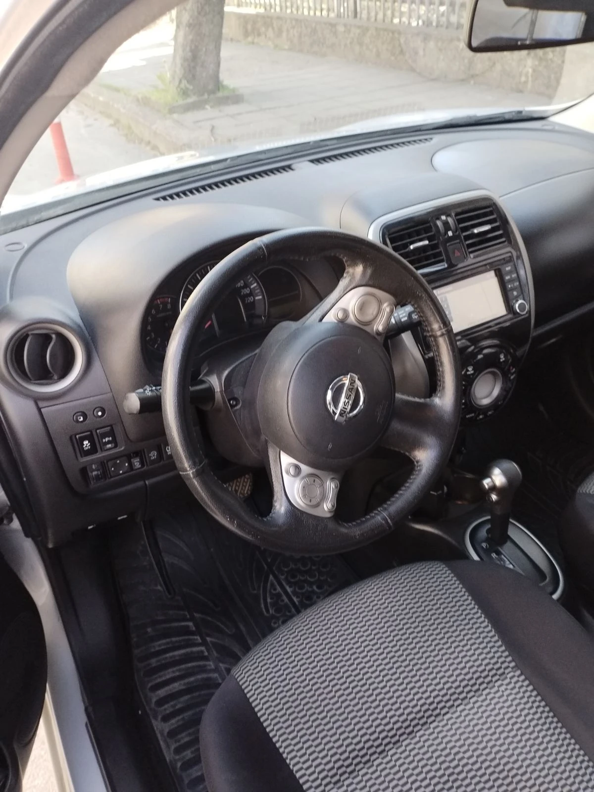 Nissan Micra, снимка 13 - Автомобили и джипове - 54845597