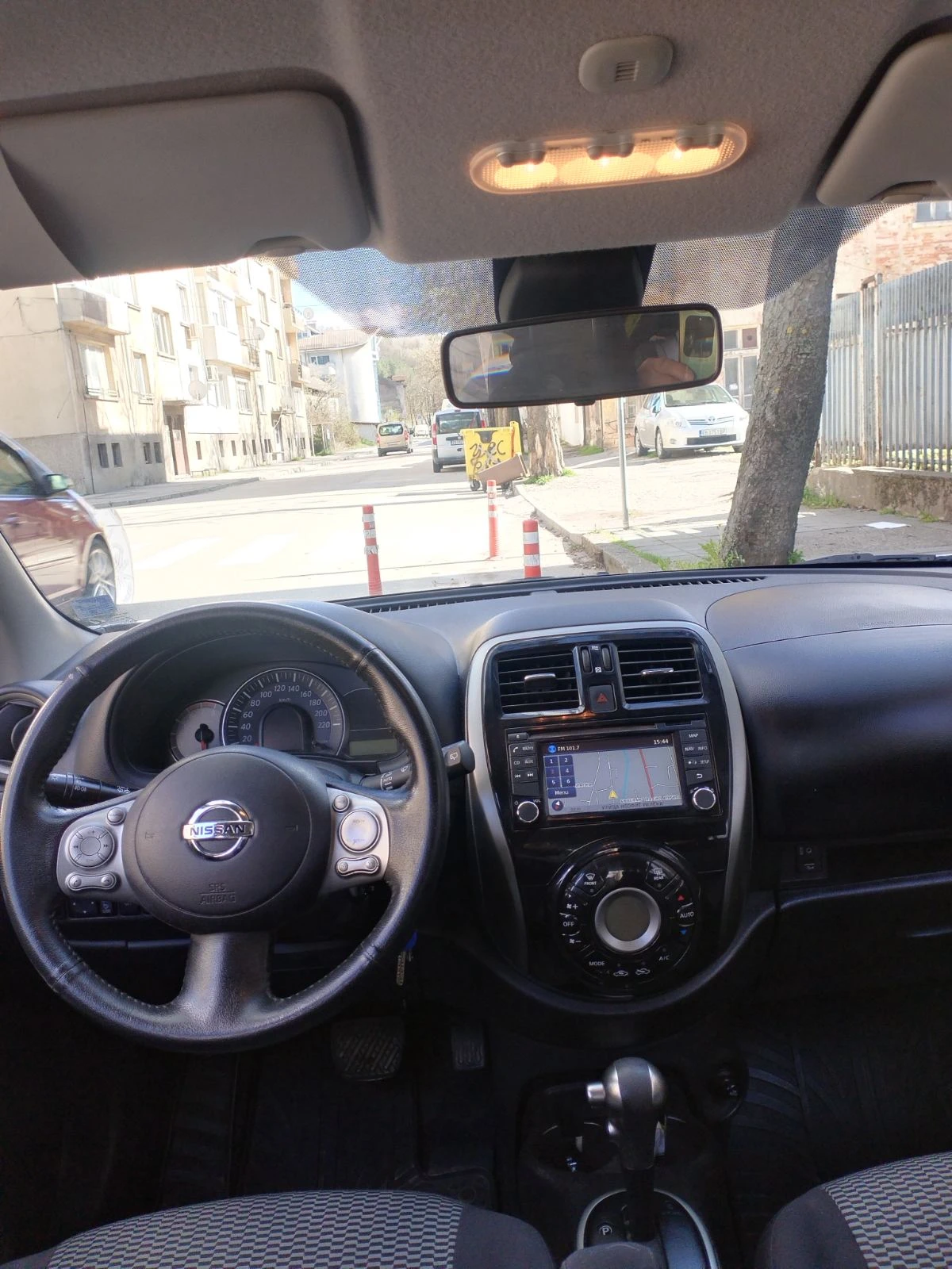 Nissan Micra, снимка 11 - Автомобили и джипове - 54845597
