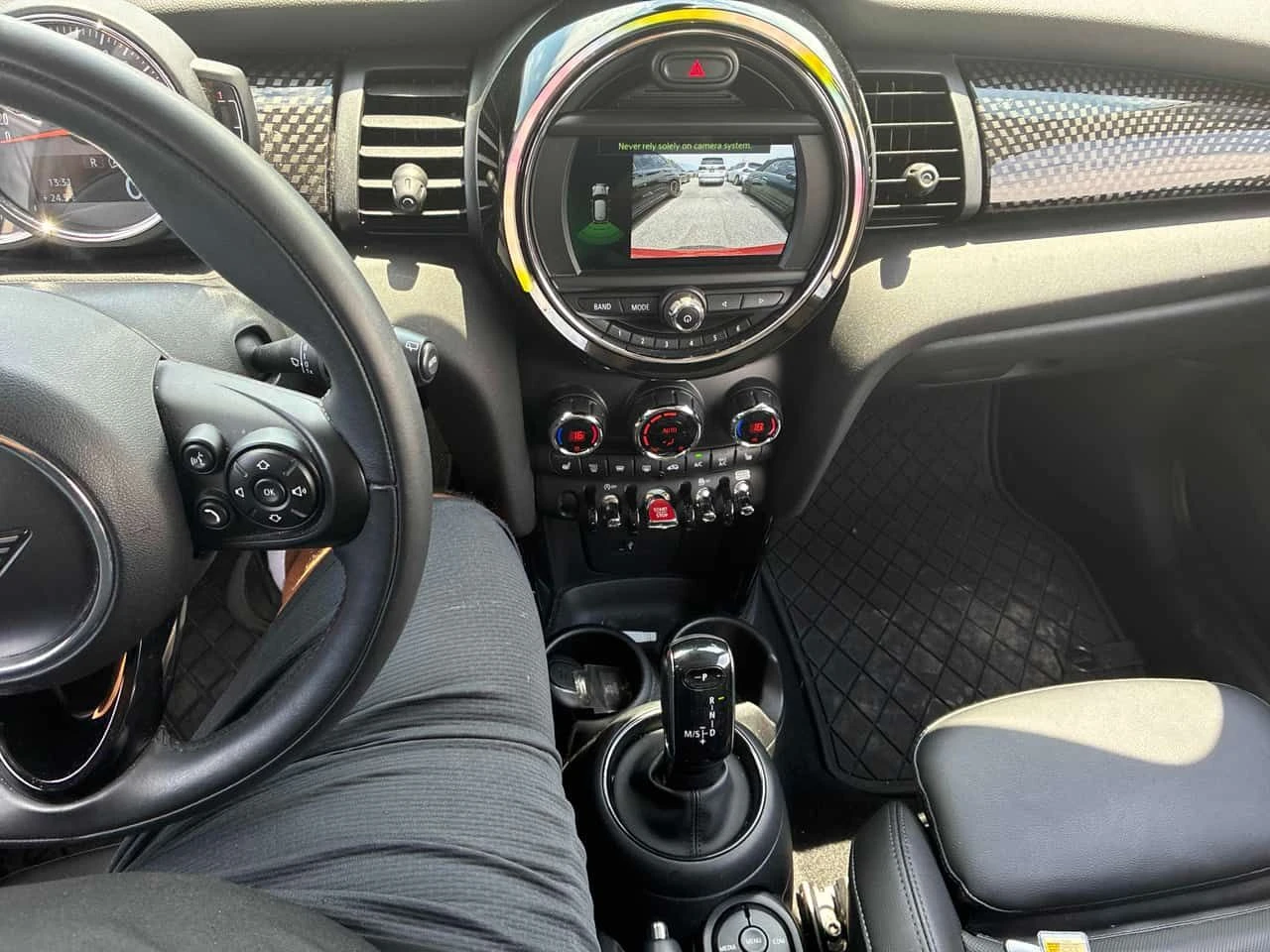 Mini Cooper s | ПОДГРЕВ | ШИБИДАХ | ДВА КЛЮЧА | , снимка 9 - Автомобили и джипове - 54863845