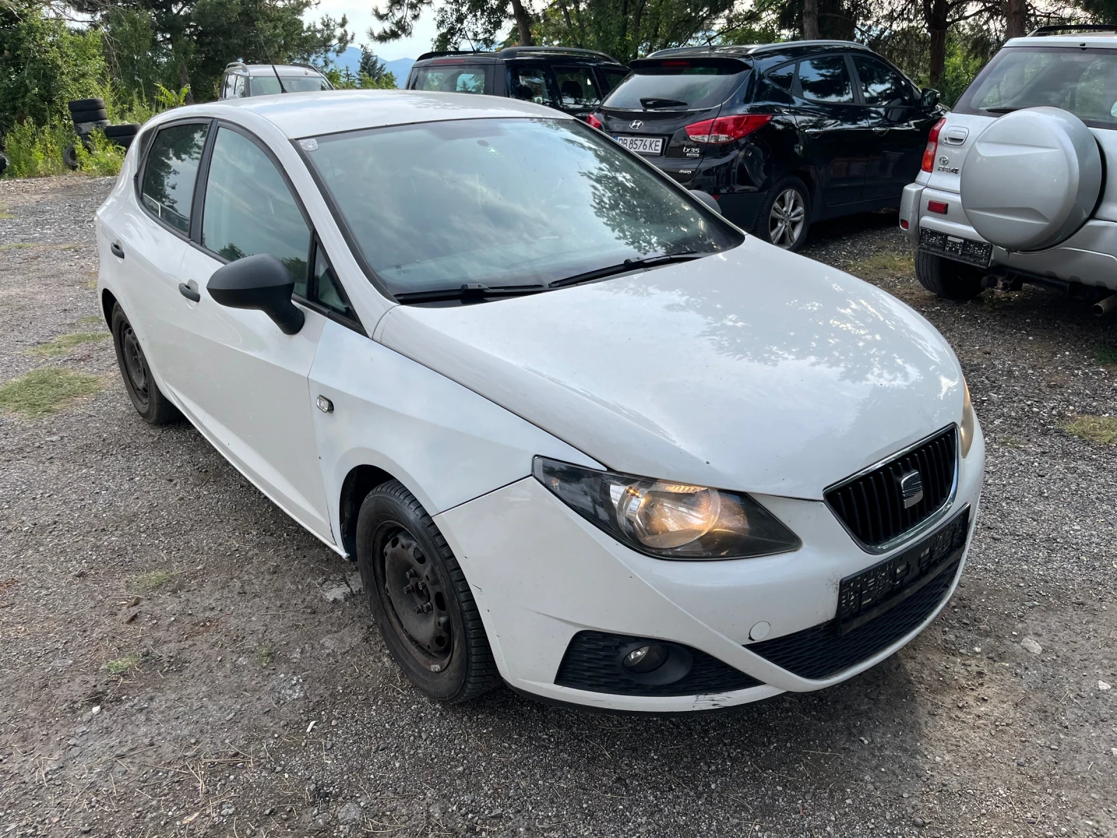 Seat Ibiza 1.2i, снимка 3 - Автомобили и джипове - 55386609