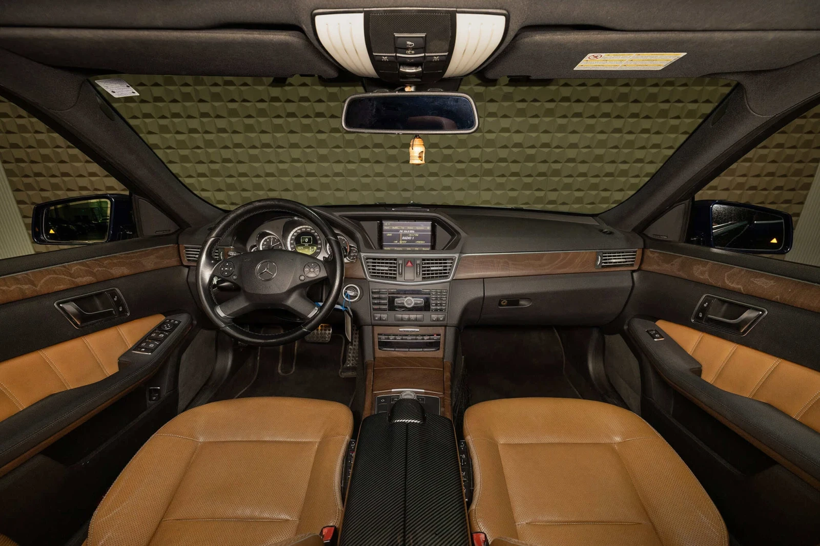 Mercedes-Benz E 350 7G-tronic plus, снимка 14 - Автомобили и джипове - 55382450