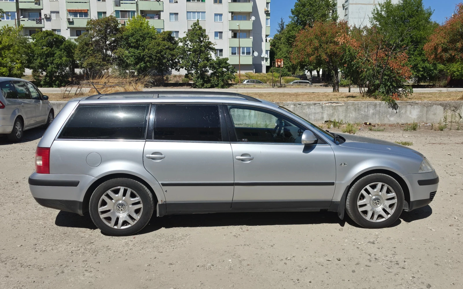 VW Passat 1.8T B5.5 ГИ, снимка 3 - Автомобили и джипове - 56531722