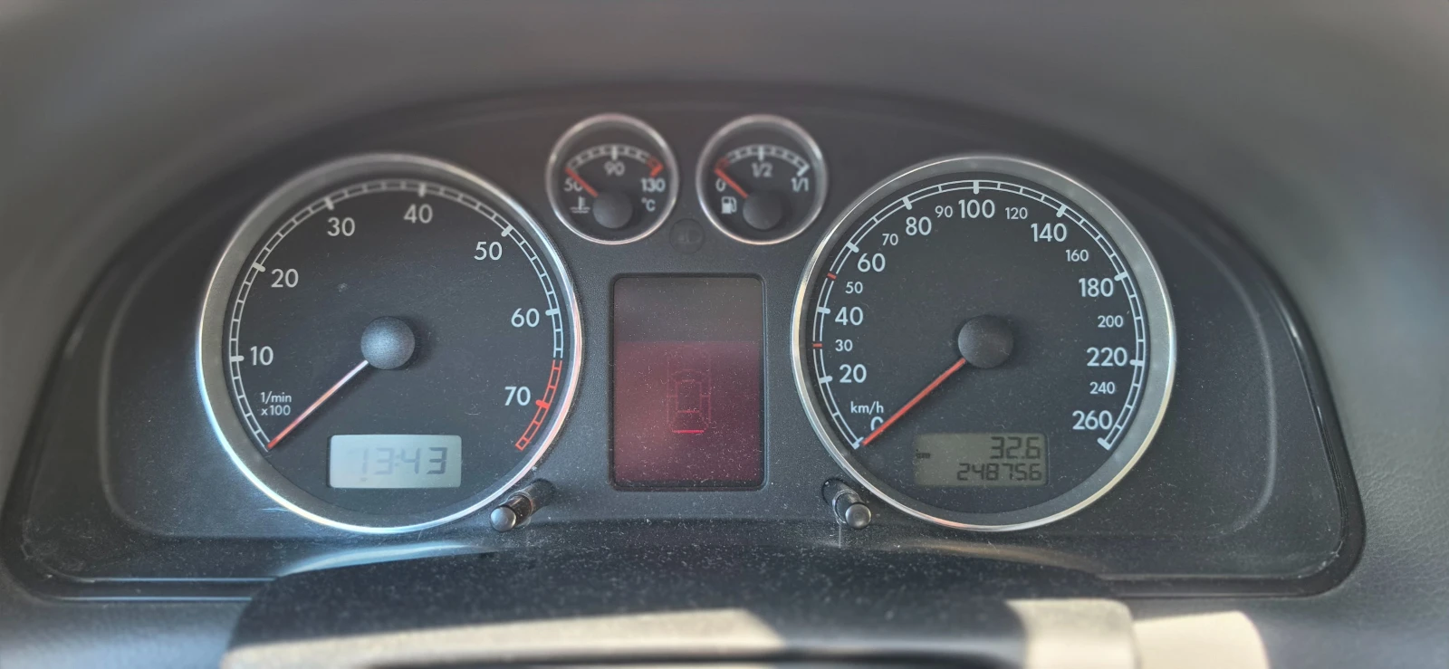 VW Passat 1.8T B5.5 ГИ, снимка 7 - Автомобили и джипове - 56531722