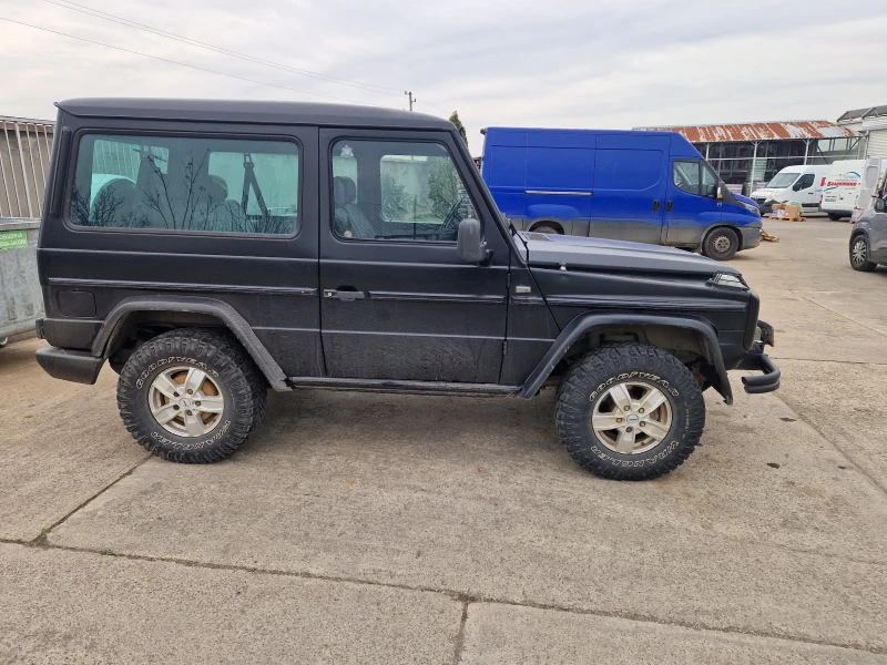 Mercedes-Benz G 300, снимка 4 - Автомобили и джипове - 49506581