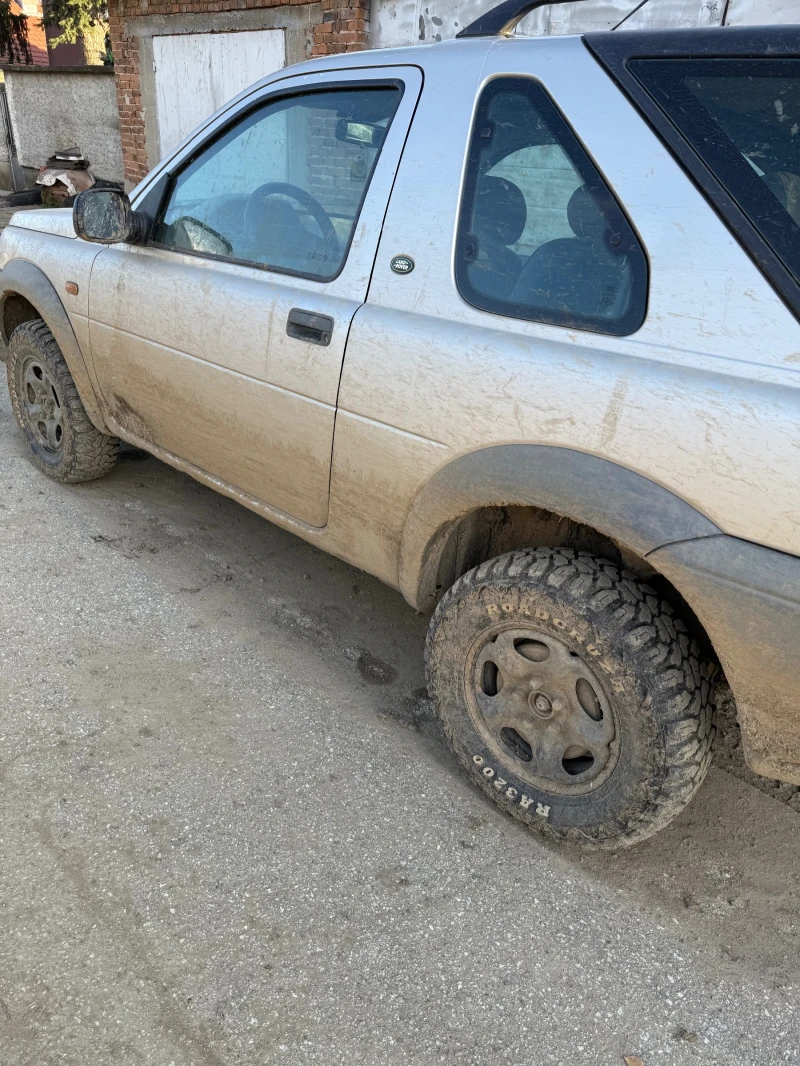 Land Rover Freelander 2.0 Dt, снимка 4 - Автомобили и джипове - 52833038