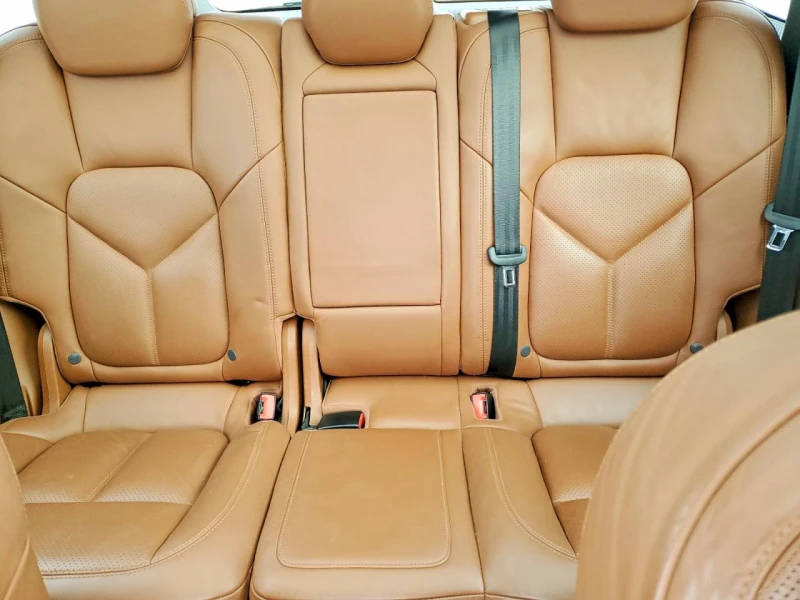 Porsche Cayenne S* PANOROOF* BOSE SOUND* COOLED-SEATS* KEYLESS* , снимка 10 - Автомобили и джипове - 53463246