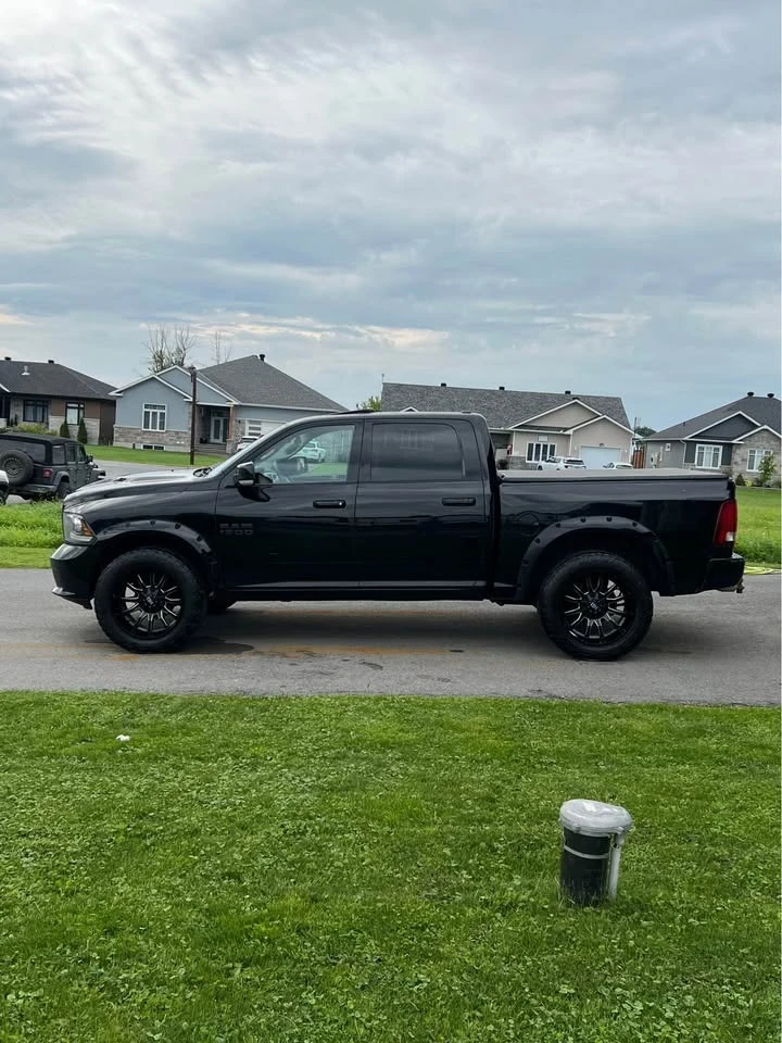 Dodge RAM 1500 * ФИКСИРАНА ЦЕНА С ВСИЧКИ ТАКСИ ДО БЪЛГАРИЯ, снимка 2 - Автомобили и джипове - 55897235
