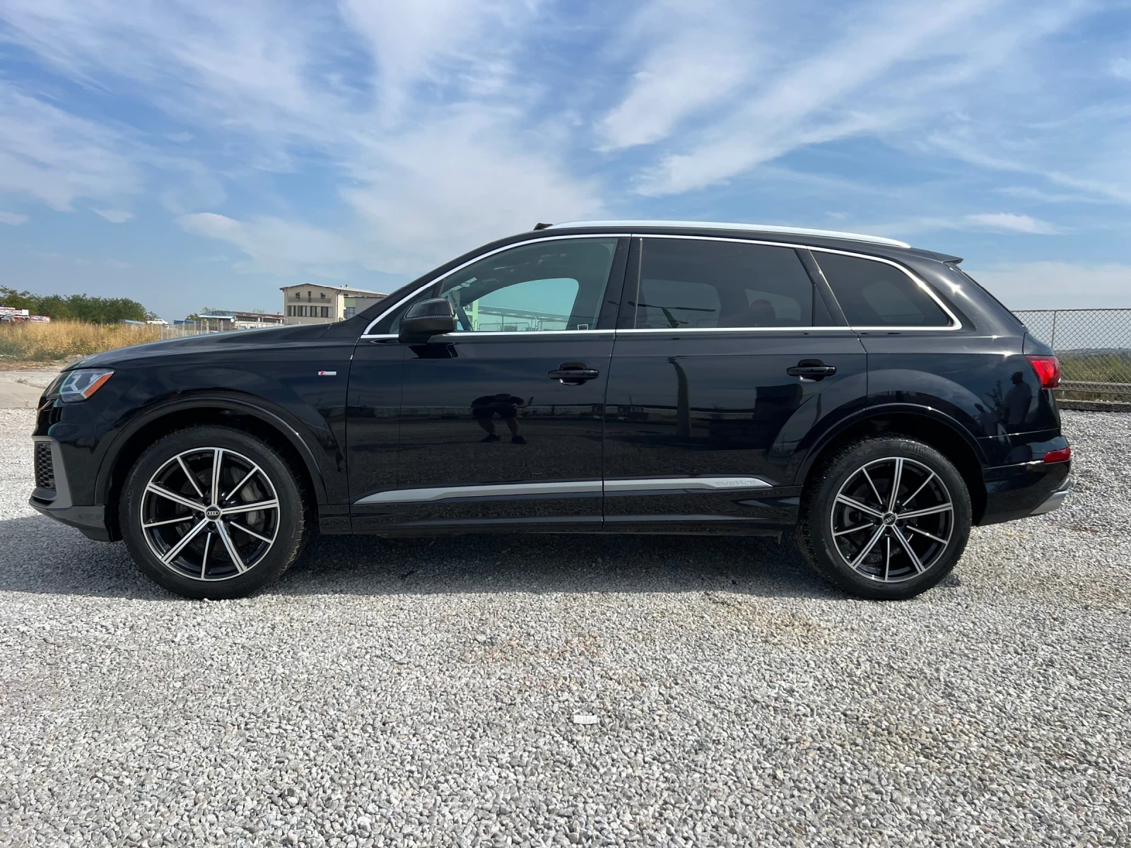 Audi Q7 S Line 63000 km panorama 6+ 1 mild hybrid TFSI - изображение 8