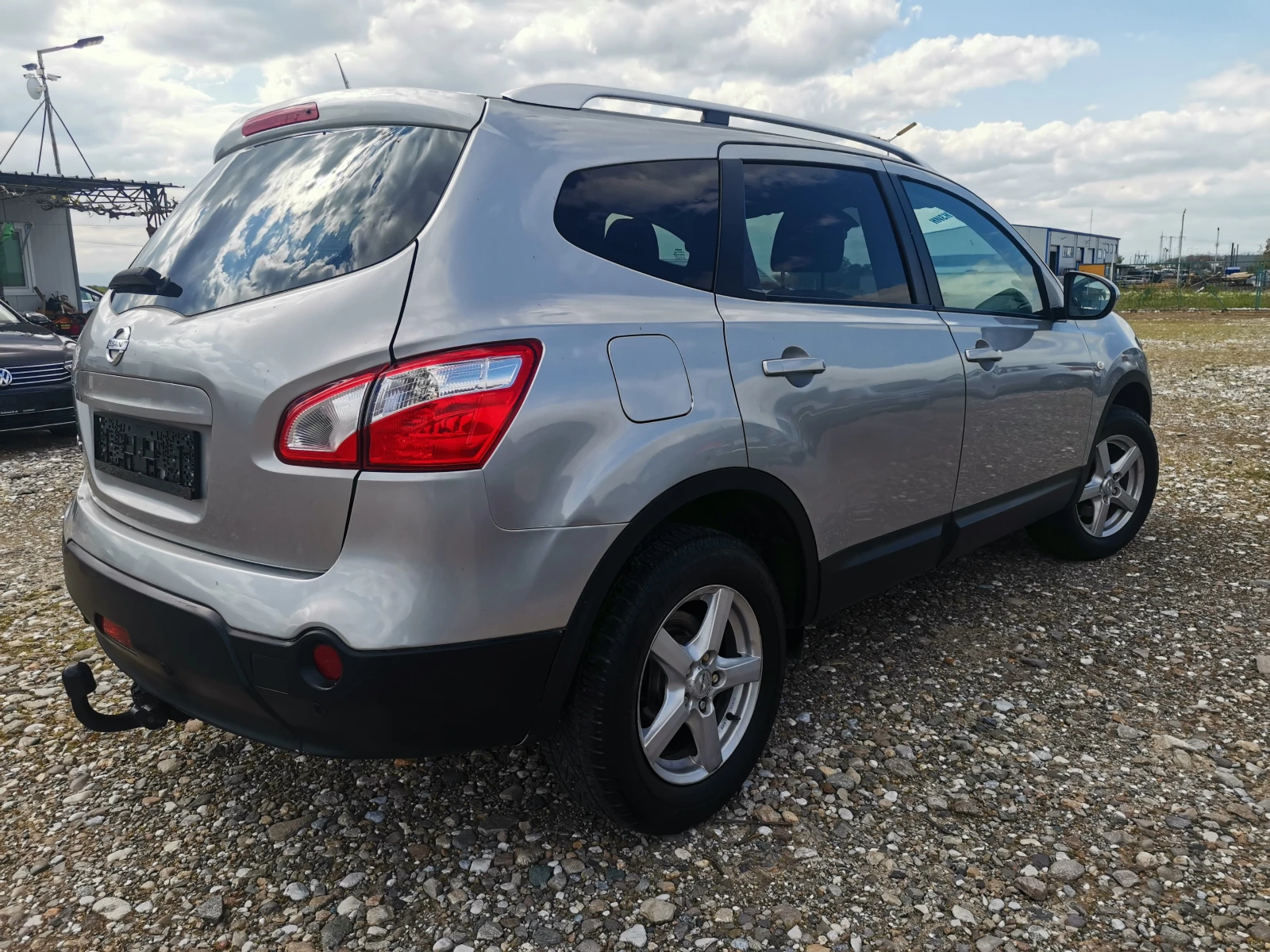 Nissan Qashqai + 2 7места - изображение 4