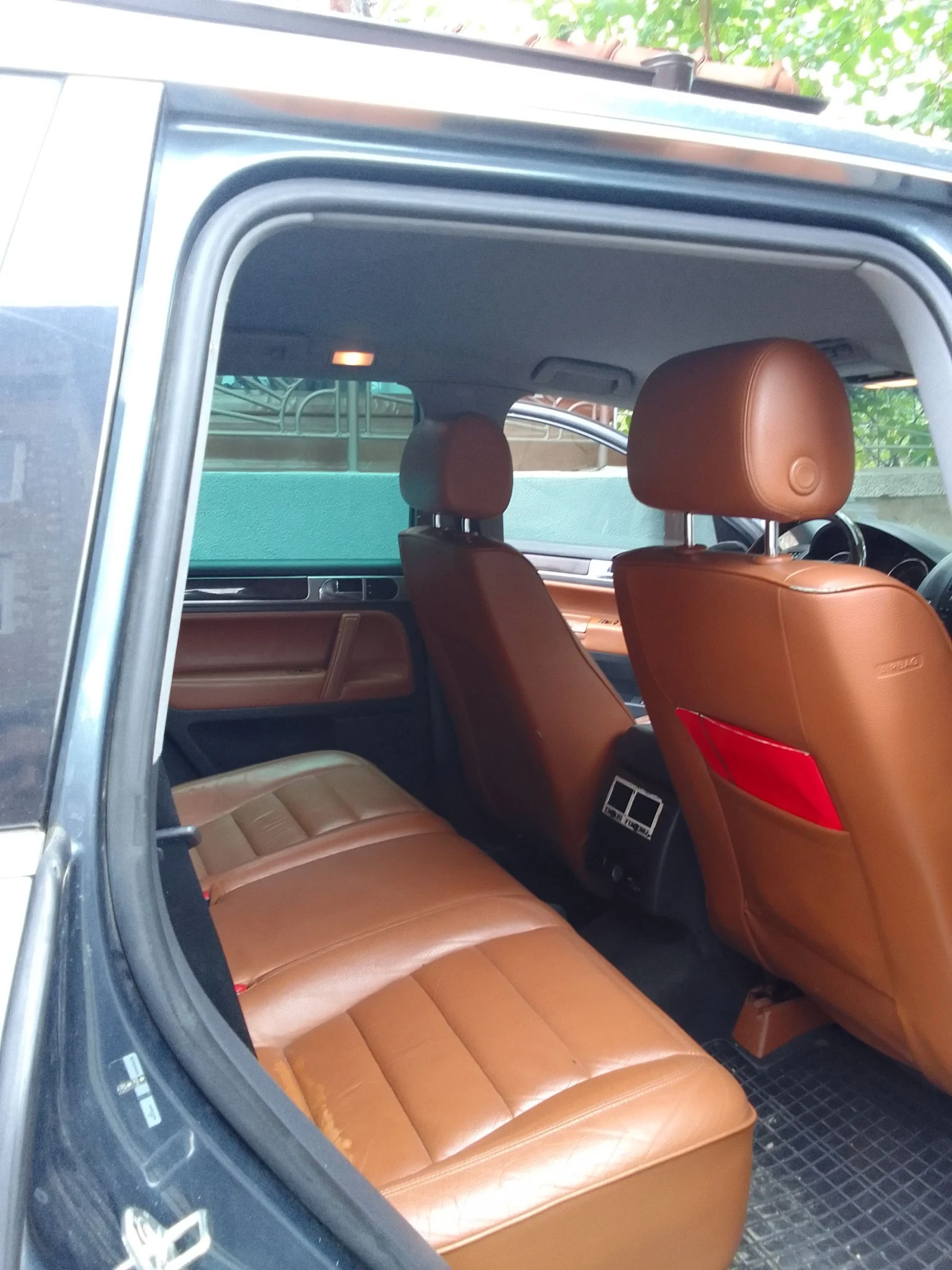 VW Touareg 4200 - изображение 10