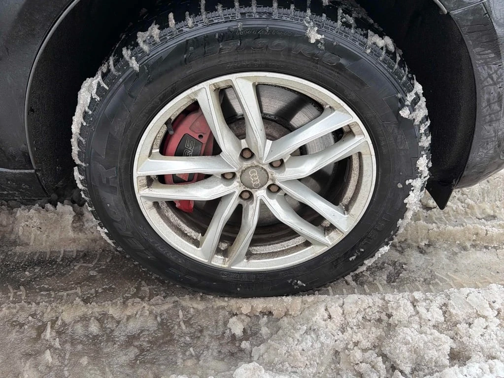 Audi SQ5 * 3.0T Technik * CARFAX * ЦЕНА ДО БГ - изображение 6