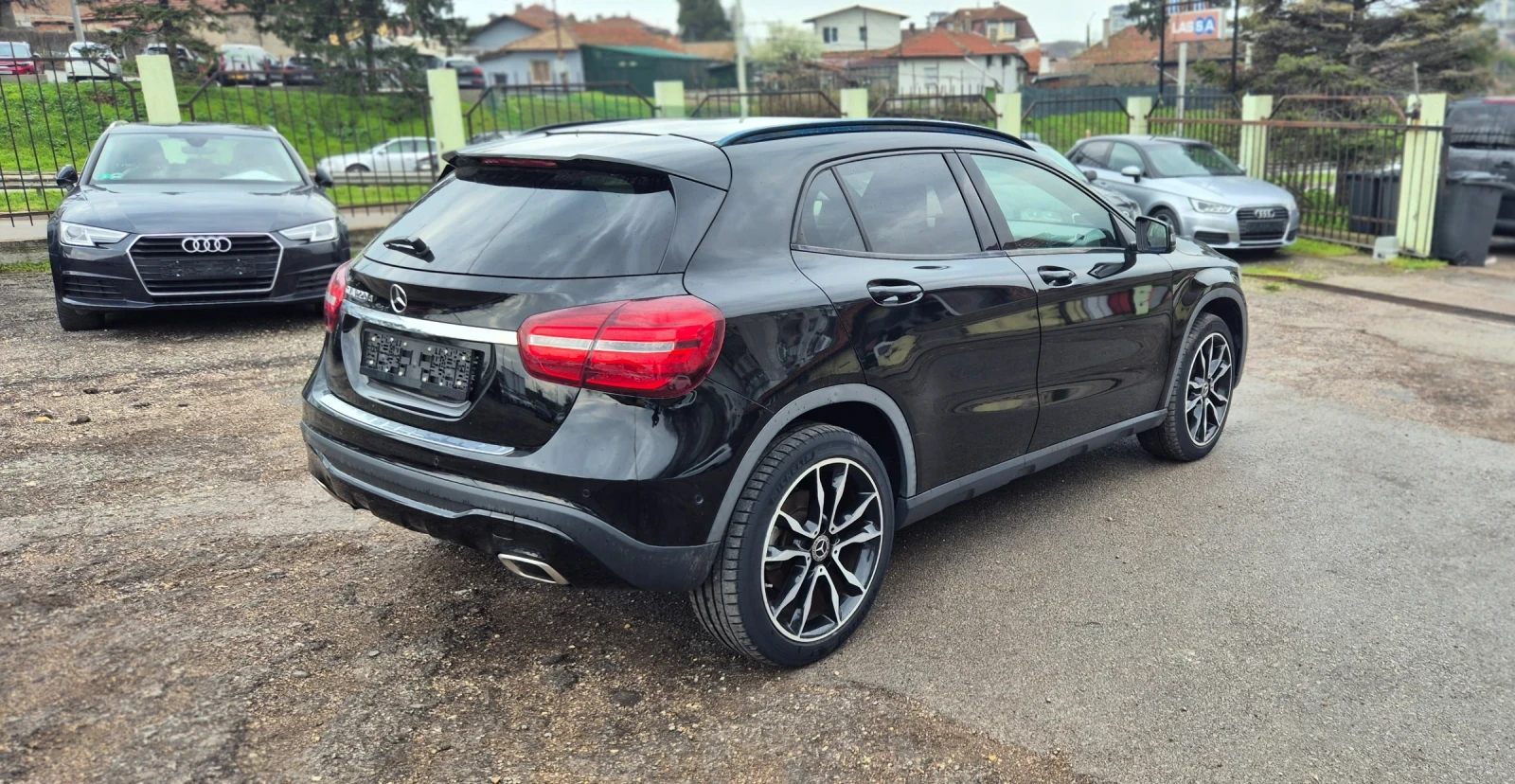 Mercedes-Benz GLA 220 CDI* NAVI* LED* DYNAMIK SELECT* ������ | Mobile.bg � ����������� 3