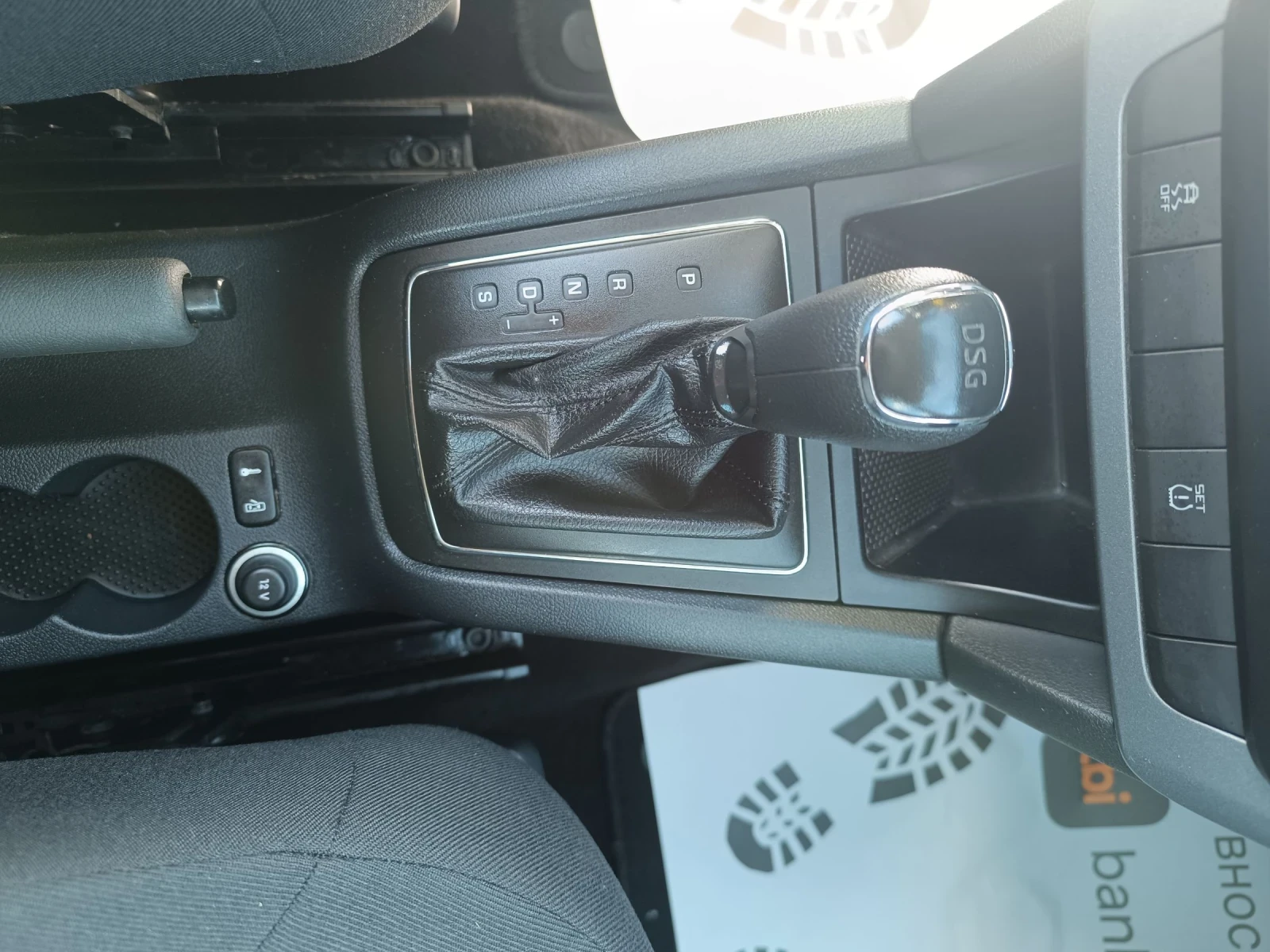 Skoda Yeti АВТОМАТИК ЕВРО5, снимка 9 - Автомобили и джипове - 54363479