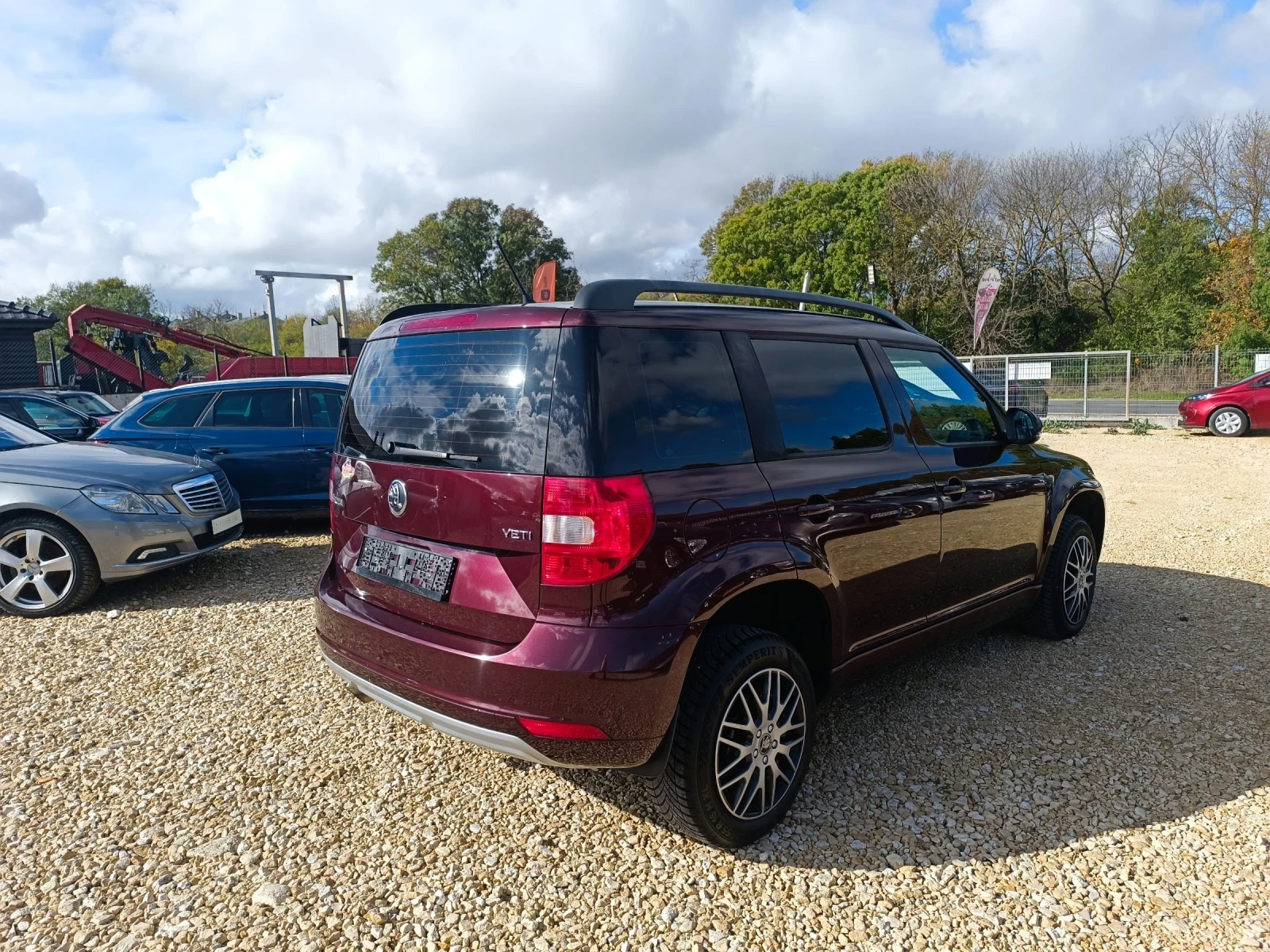 Skoda Yeti АВТОМАТИК ЕВРО5, снимка 6 - Автомобили и джипове - 54363479