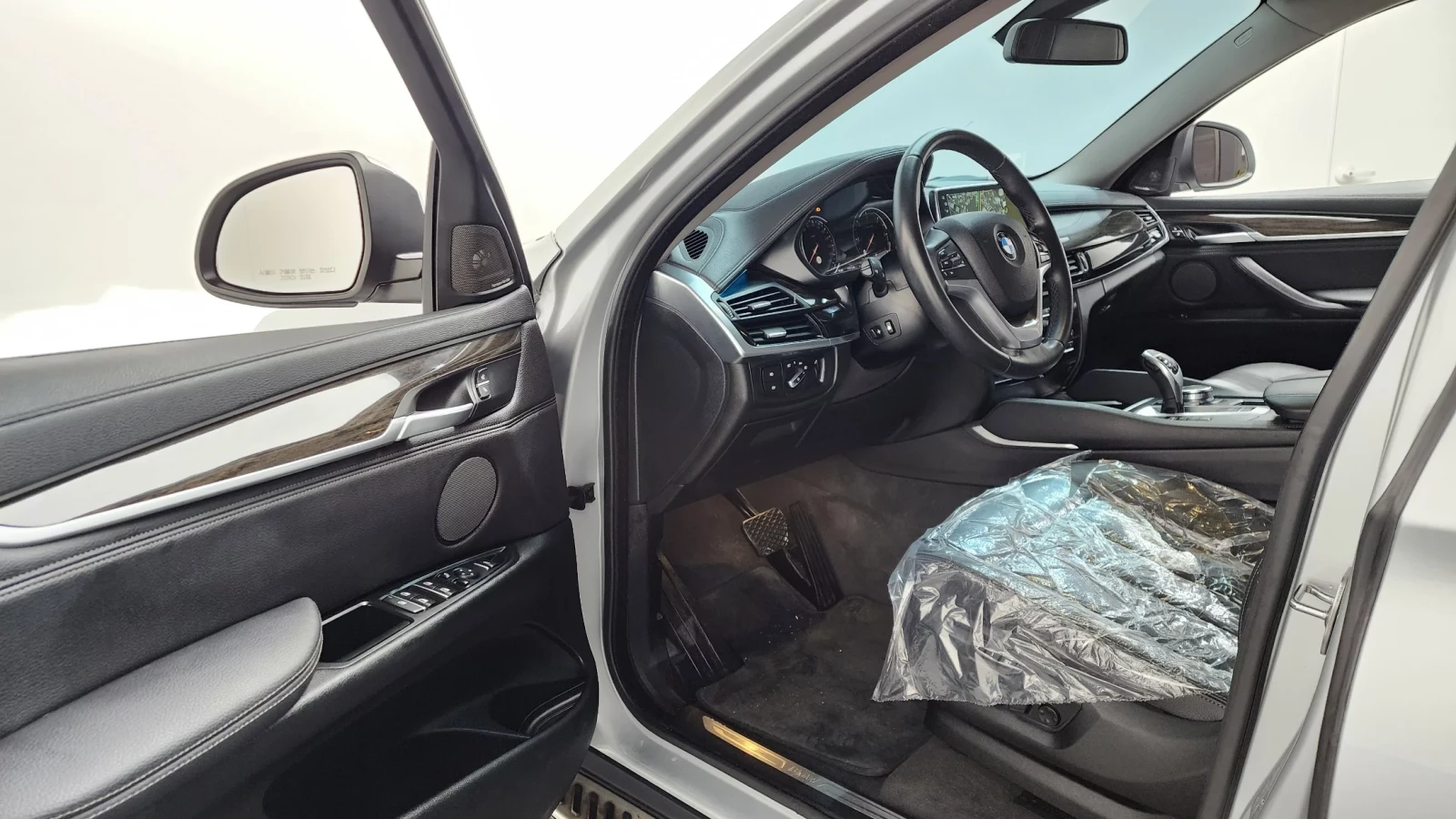 BMW X6, снимка 4 - Автомобили и джипове - 54553067